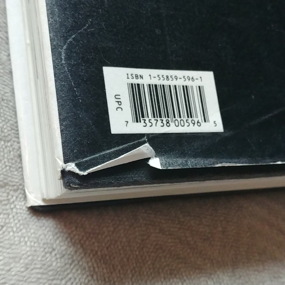 Vintage 90s Versace Signatures fashion coffee table book - Picture 13 of 13